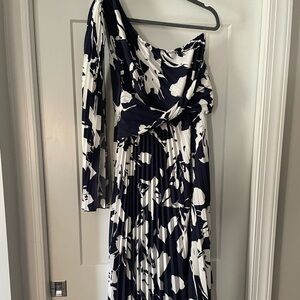 Elegant Navy and White Floral Dress